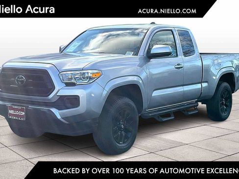 Used 2023 Toyota Tacoma SR image 1