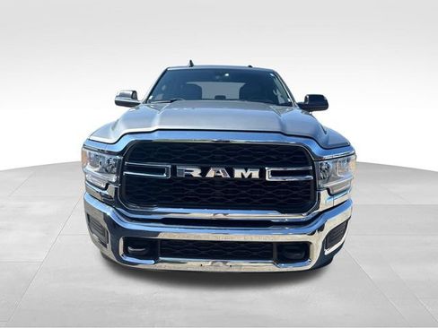 Used 2021 RAM 2500 Tradesman w/ Chrome Appearance Group AWD/4WD image 8