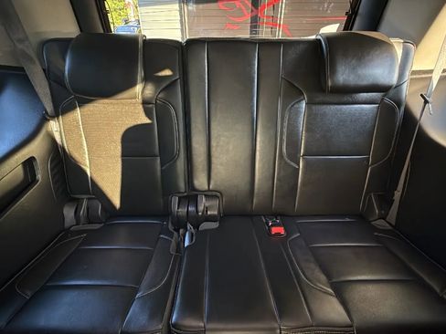 Used 2016 GMC Yukon Denali w/ Open Road Package image 22