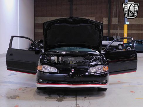 Used 2002 Chevrolet Monte Carlo SS w/ Pace Car Replica Pkg image 20