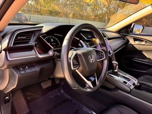 Used 2021 Honda Civic EX image 16