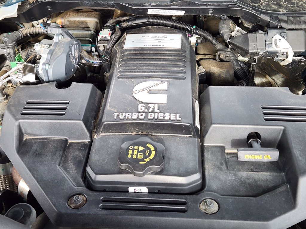 Used 2024 RAM 2500 Laramie w/ Night Edition AWD/4WD image 15