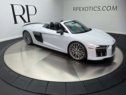 Used 2018 Audi R8 V10 plus AWD/4WD image 11