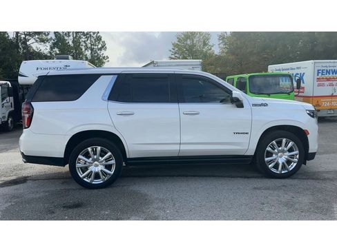 Certified 2022 Chevrolet Tahoe High Country w/ Premium Package 2 image 9