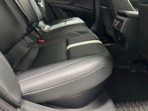 Used 2026 Toyota Camry Hybrid FWD image 53