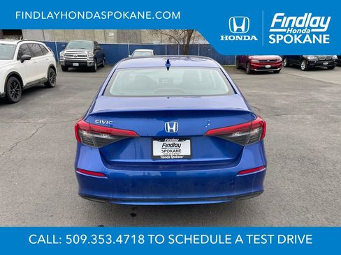 Used 2023 Honda Civic EX image 3
