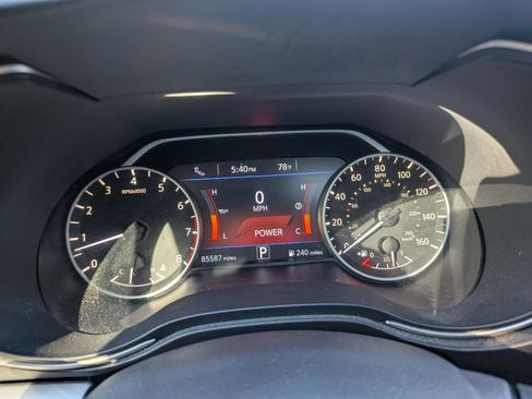 Used 2018 Nissan Maxima 3.5 SL FWD image 25