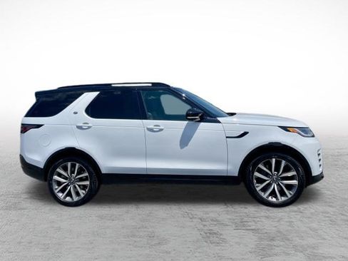 Certified 2025 Land Rover Discovery Dynamic SE AWD/4WD image 4
