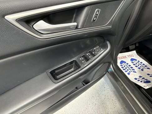 Used 2015 Ford Edge SEL w/ Equipment Group 201A AWD/4WD image 31