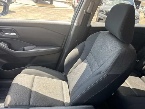 Used 2024 Nissan Rogue SV AWD/4WD image 21
