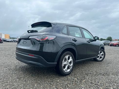 Used 2025 Honda HR-V LX image 10