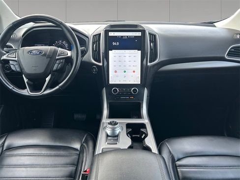 Used 2023 Ford Edge SEL image 12
