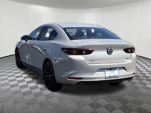 Used 2024 MAZDA MAZDA3 s FWD image 4