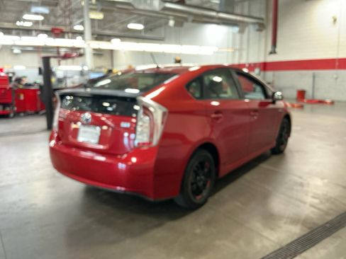Used 2013 Toyota Prius Two image 5