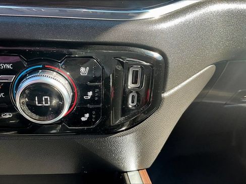 Used 2023 GMC Sierra 1500 SLT w/ SLT Premium Package AWD/4WD image 26