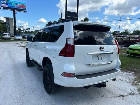 Used 2022 Lexus GX 460 Premium AWD/4WD image 3