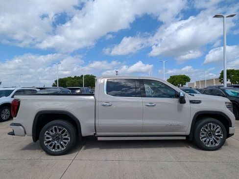 New 2026 GMC Sierra 1500 Denali Ultimate AWD/4WD image 3