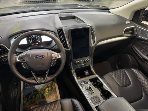 Certified 2023 Ford Edge Titanium w/ Class II Trailer Tow Package AWD/4WD image 16