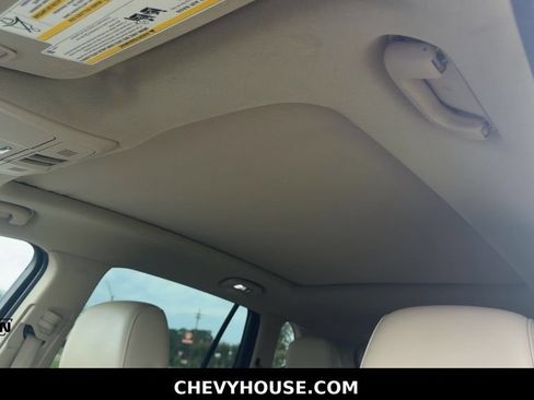 Used 2017 Buick Envision Essence FWD image 22