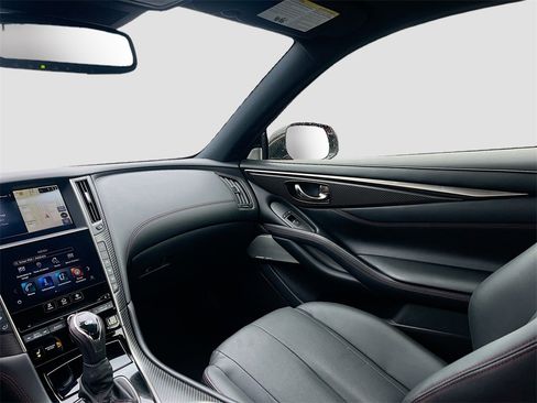 Used 2022 INFINITI Q60 Red Sport 400 image 25