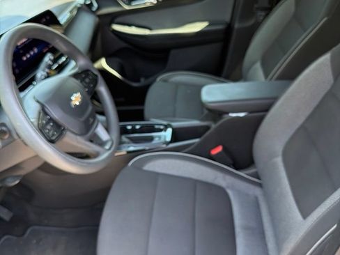 Used 2025 Chevrolet TrailBlazer LT AWD/4WD image 18