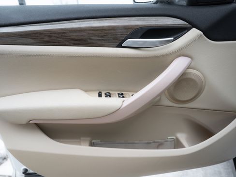 Used 2014 BMW X1 xDrive28i image 18