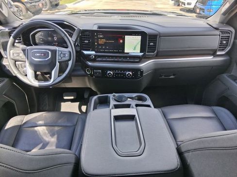 Used 2026 GMC Sierra 1500 SLT AWD/4WD image 10