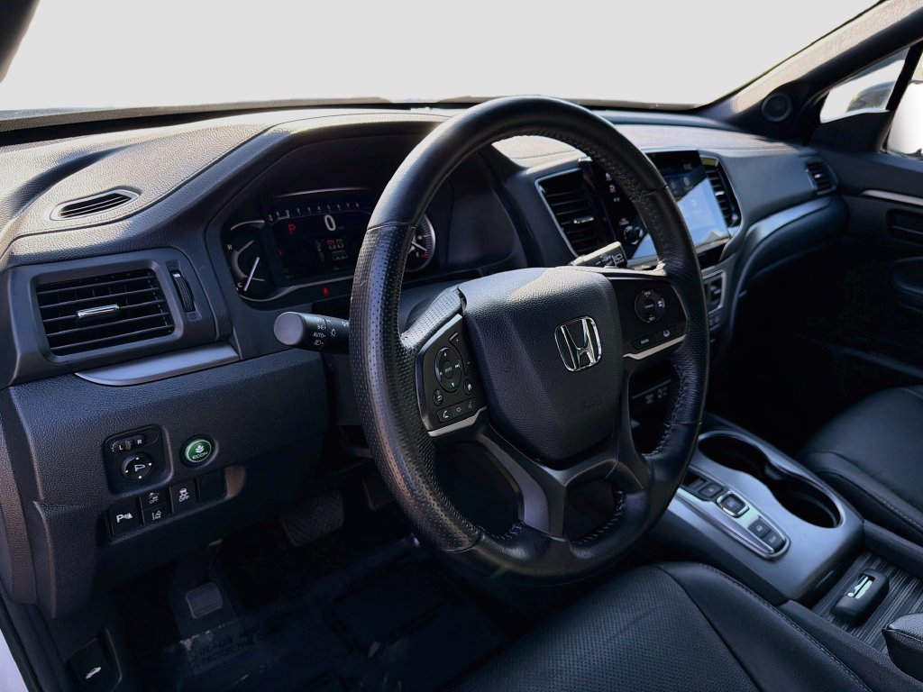 Used 2023 Honda Passport EX-L image 9