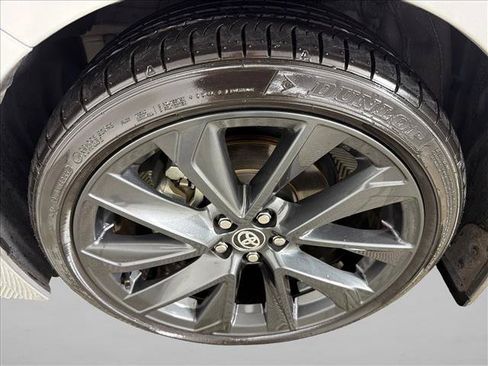 Used 2024 Toyota Corolla SE FWD image 11
