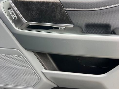 Used 2022 Ford F150 XLT w/ Equipment Group 301A Mid image 19