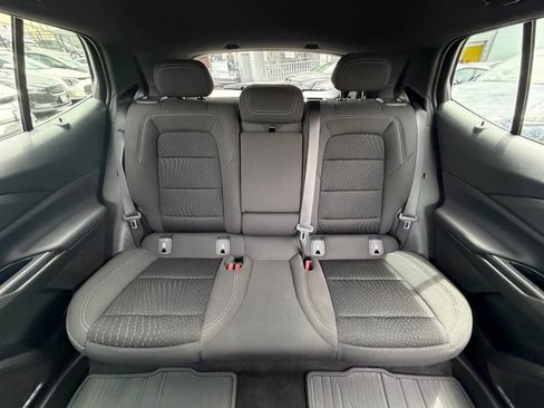 Used 2025 Chevrolet Equinox EV LT FWD image 34