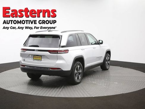 Used 2022 Jeep Grand Cherokee Limited 4xe AWD/4WD image 43