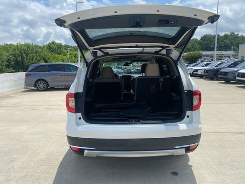 Used 2022 Honda Pilot Touring image 18
