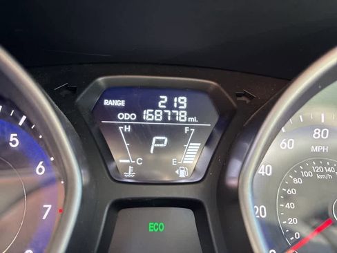 Used 2013 Hyundai Elantra GLS w/ Preferred Pkg image 11