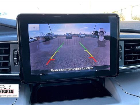 Certified 2023 Ford Explorer XLT w/ Equipment Group 202A image 20