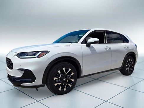 New 2026 Honda HR-V EX-L image 2