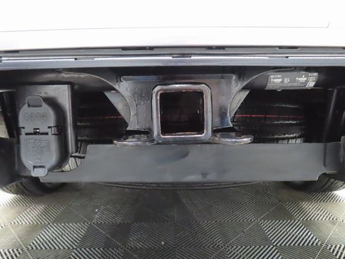 Used 2024 GMC Yukon Denali image 45