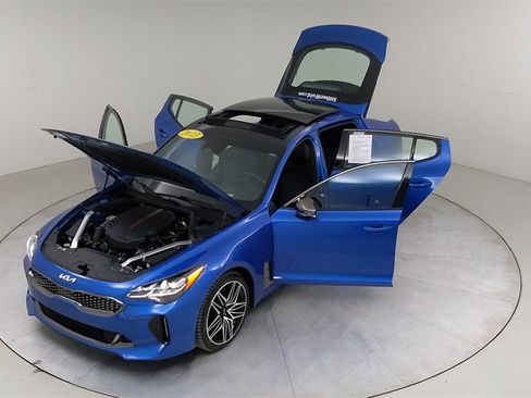 Used 2023 Kia Stinger GT2 image 56