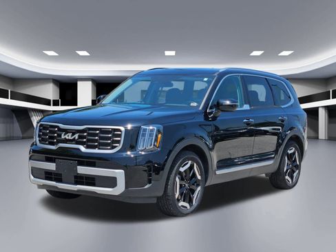 Used 2024 Kia Telluride S w/ S Sunroof Package image 9