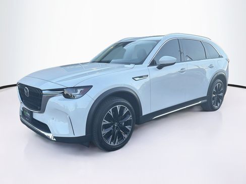 Used 2024 MAZDA CX-90 Plug-In Hybrid w/ Premium Pkg AWD/4WD image 3