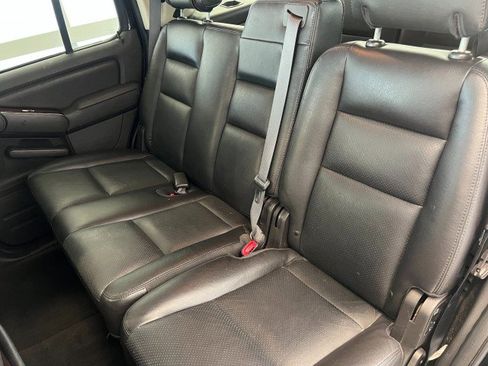 Used 2008 Mercury Mountaineer Premier image 30