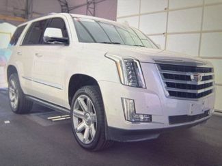 Used 2019 Cadillac Escalade Premium Luxury video 1