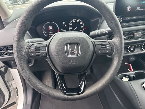 Certified 2025 Honda HR-V LX image 11