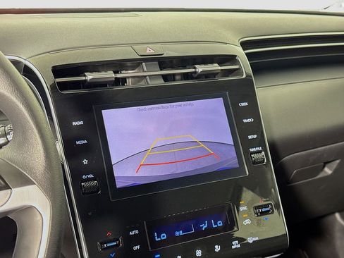 Certified 2024 Hyundai Tucson SEL FWD image 13