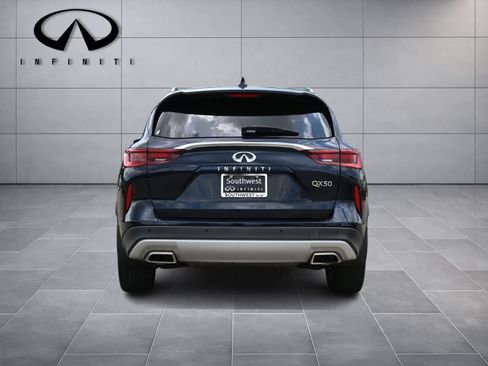 Used 2023 INFINITI QX50 Luxe FWD image 6