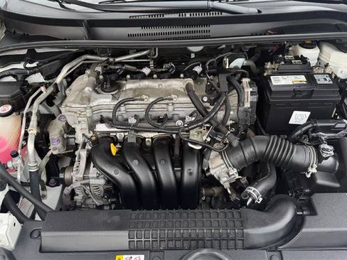 Used 2020 Toyota Corolla LE FWD image 11