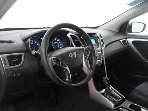 Used 2013 Hyundai Elantra GT image 17