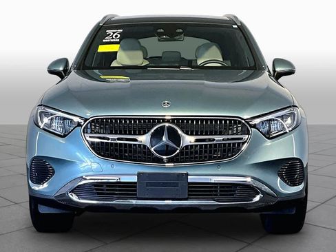 Used 2026 Mercedes-Benz GLC 300 4MATIC image 4