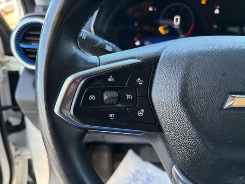 Used 2024 Chevrolet Trax LT w/ Driver Confidence Package FWD image 23