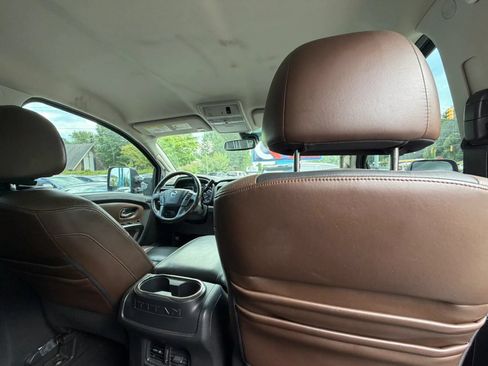 Used 2016 Nissan Titan Platinum Reserve AWD/4WD image 31